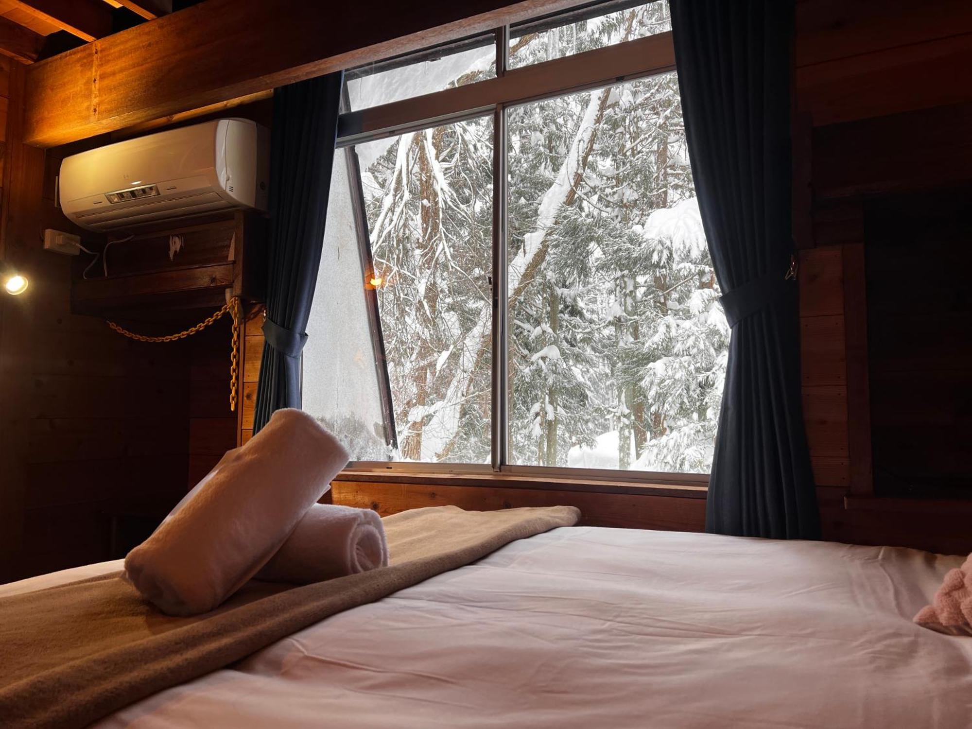 Sneaky Peaks Hotel Hakuba Kültér fotó